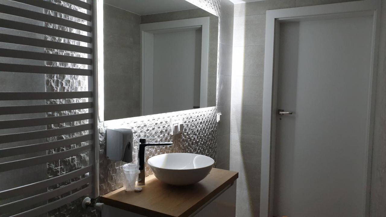 Dom Pod Groniem Hotel Rzyki Buitenkant foto